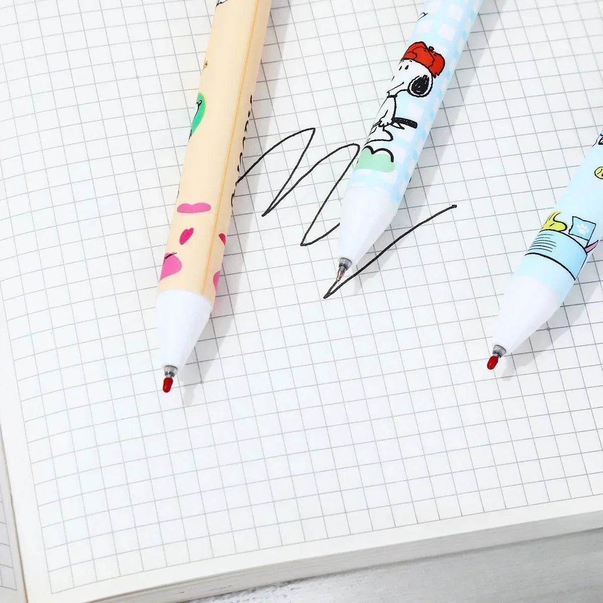 Snoopy cartoon press pen kawaii black neutral pen student cute stationery school supplies wholesale anime peripheral gift